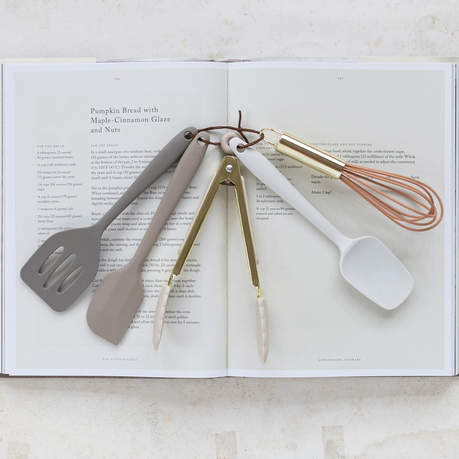 5-Piece Mini Silicone & Gold Kitchen Tool Set – Neutral Modern Tones